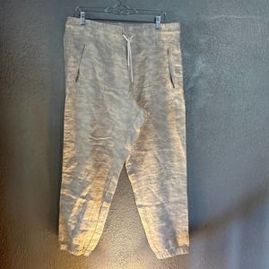 ATHLETA women’s pants light cammo size 16